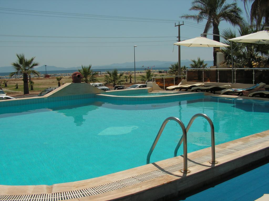 Amphora Hotel Ayvalik Exterior foto