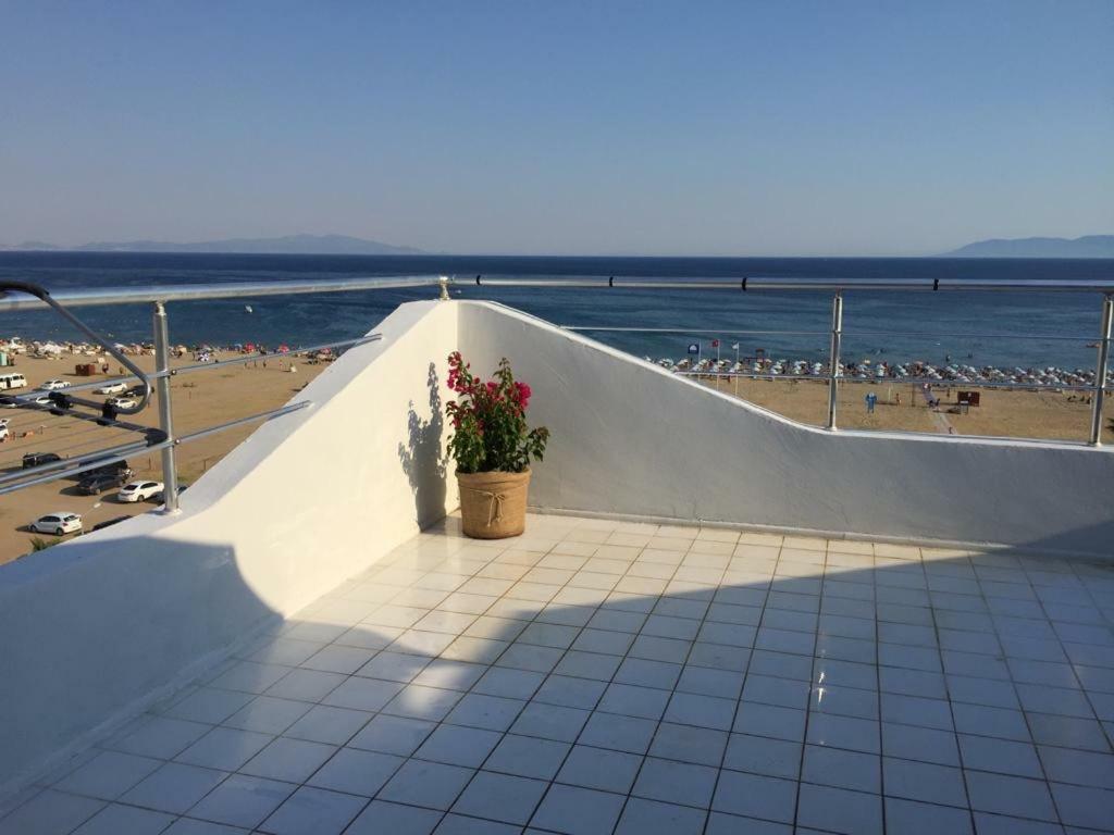 Amphora Hotel Ayvalik Exterior foto